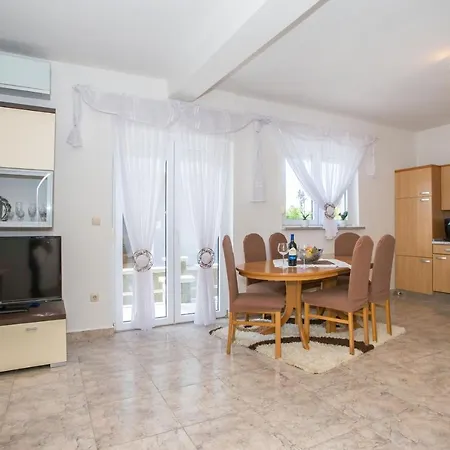 Διαμέρισμα App Rosi *