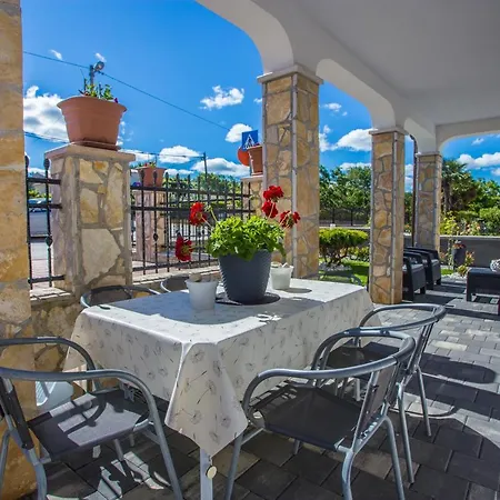 App Rosi * Πόρετς